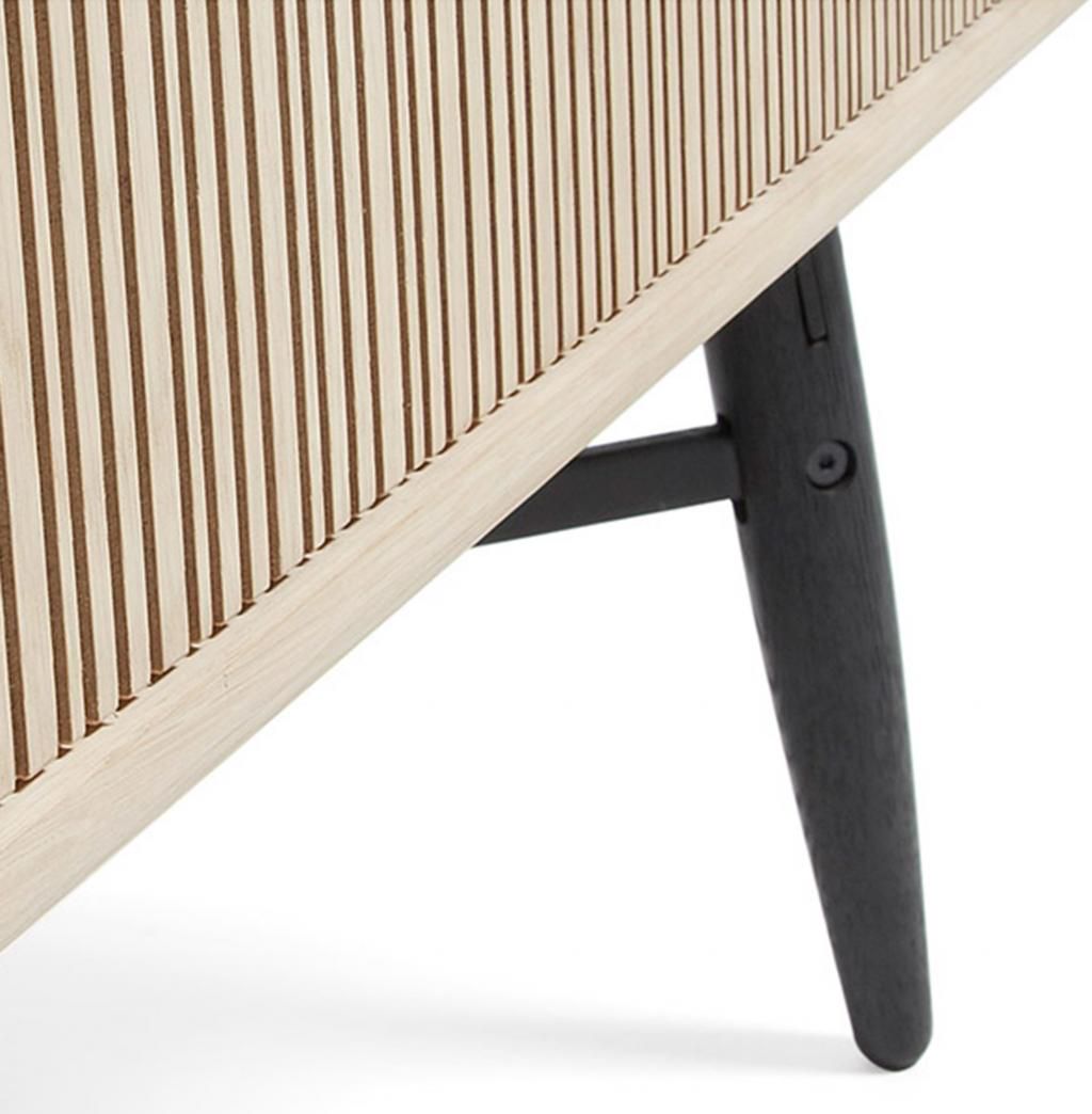 laforma hendrix laforma fernsehschrank hendrix eiche 160x45x55cm la forma laforma hendrix laforma fernsehschrank hendrix eiche 160x45x55cm la forma
